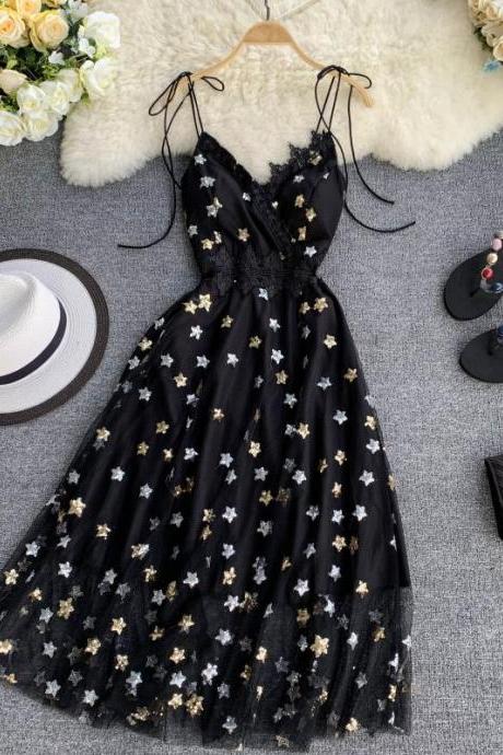 Elegant Vintage Style Black Party Dress With Lace Details