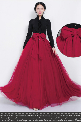 Chic Maxi Skirt With Belt