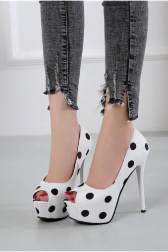 Cute and Stylish Polka dots Peep Toe High Heels Fashion Sandals