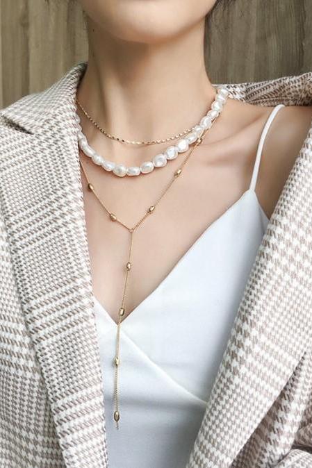 Elegant Simulated Pearl Choker Necklace