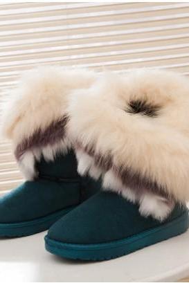 Stylish Women&amp;#039;s Faux Fur Winter Boots