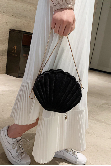 Women Chain Bag Shell Shape Shoulder Bag