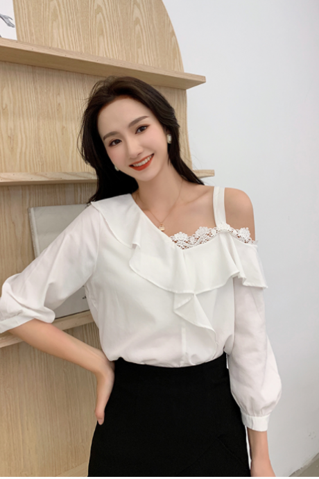 White Puff Sleeve Ladies Shirts with Lace 