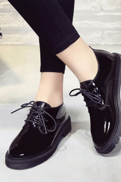 Leather Slip-on Pointed Creeper
