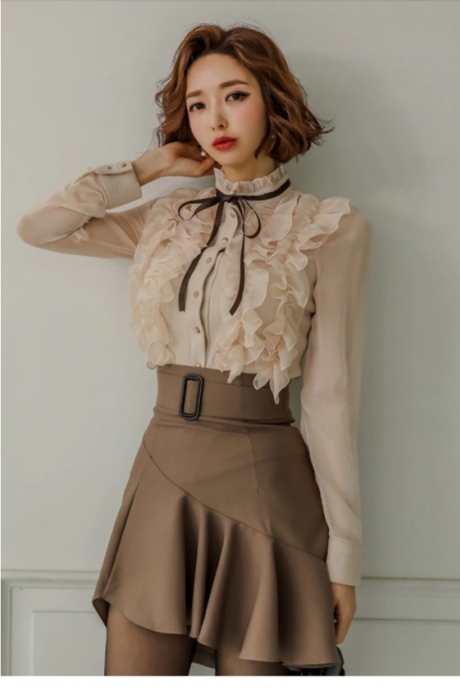 Korean Simple Casual Lace Shirt And Mini Skirt