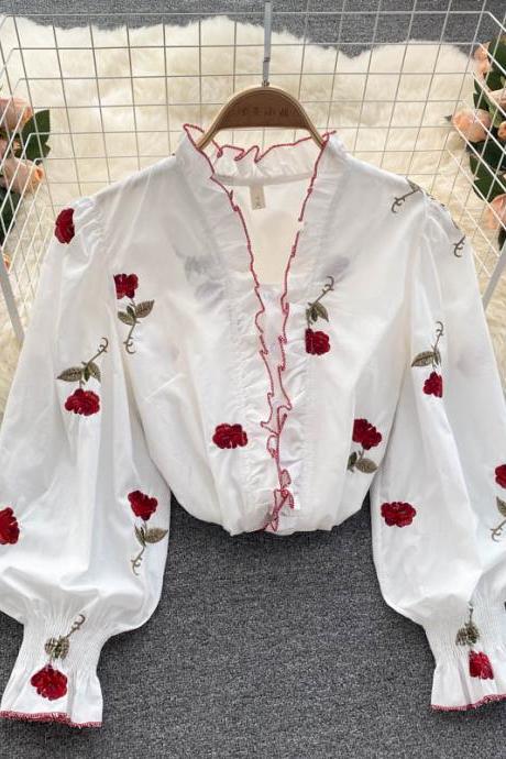 Sweet Embroidery Blouse
