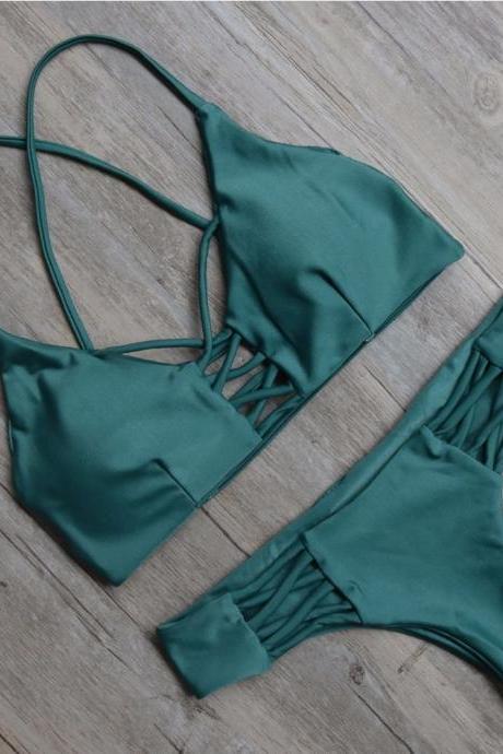 Fashion And Sexy Green Swimsuit Bikini On Luulla