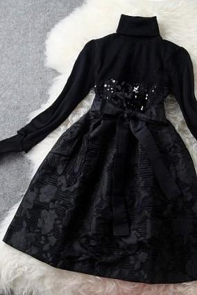 Black Sequined Long Sleeve Party Dress