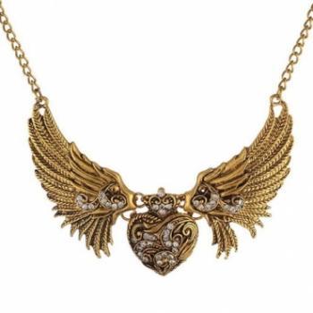 Vintage Heart With Wings Necklace on Luulla