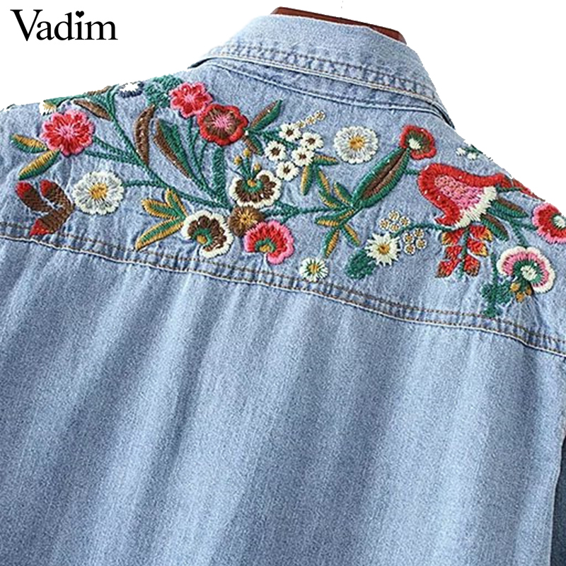 Floral Embroidery Denim Top on Luulla