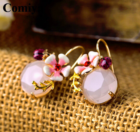 Beautiful Crystal Drop Earrings on Luulla