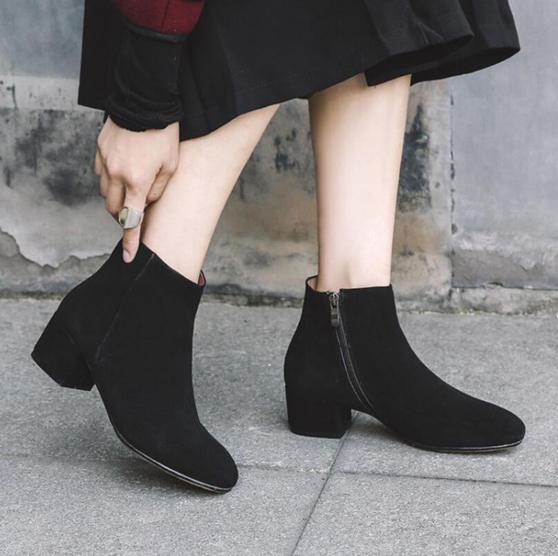 Chic Side Zip Low Heel Ankle Boots In 3 Colors on Luulla