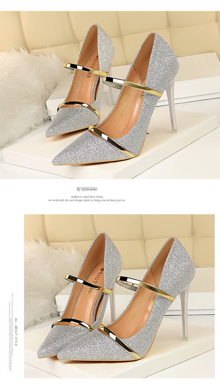 ugg kari metallic rose gold