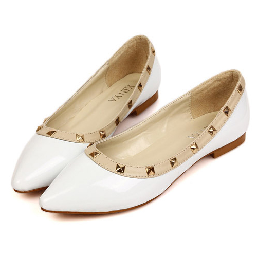 pointed toe flats studded