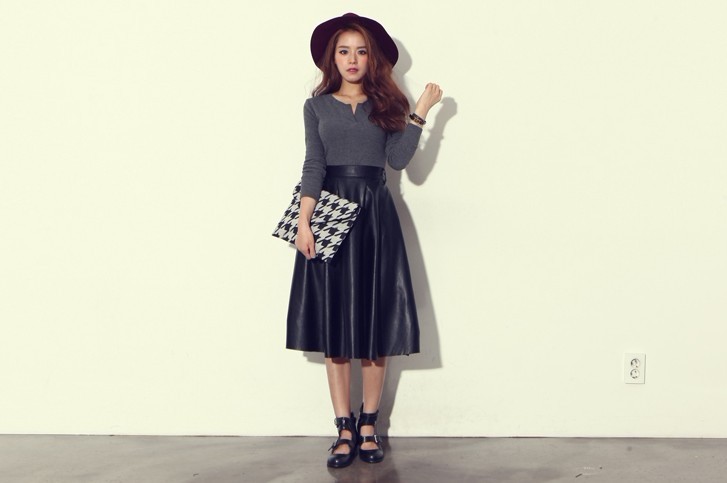 Autumn And Winter Fashion Black Leatherette Skirt on Luulla