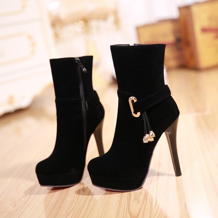 Winter And Autumn Black Tassel Design High Heel Fashion Boots on Luulla