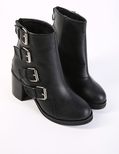 Black Back Zip Design Chunky Heel Winter Boots on Luulla