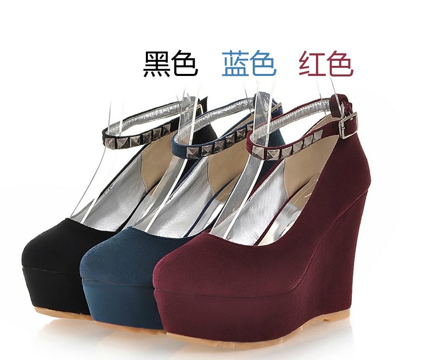 Rivet Design Platform Wedge Shoes on Luulla